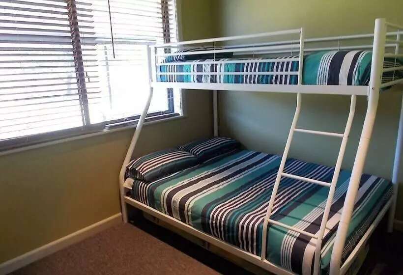 Beachcomber   39 Phillip Drive South West Rocks