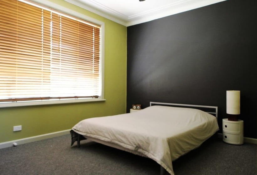 Beachcomber 39 Phillip Drive South West Rocks