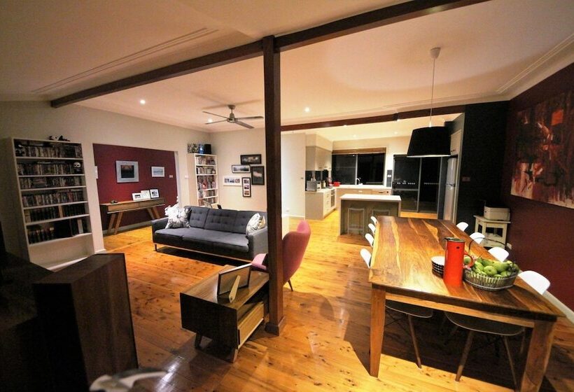 Beachcomber 39 Phillip Drive South West Rocks