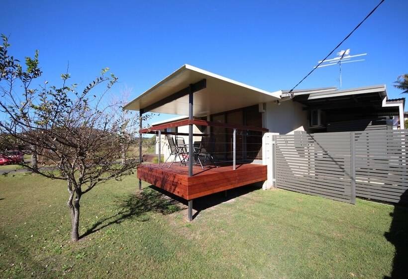 Beachcomber 39 Phillip Drive South West Rocks