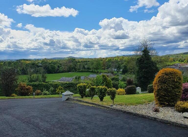 Highfield House Bed And Breakfast Collinstown