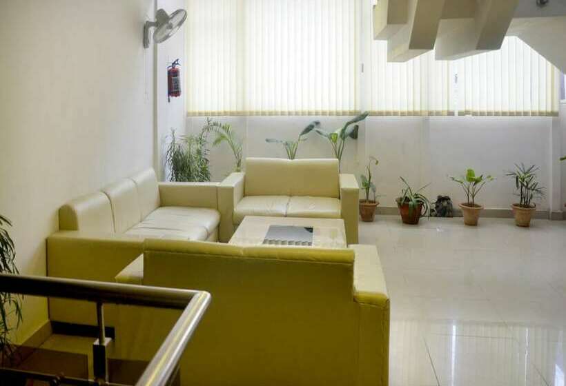 هتل China Town By Oyo Rooms