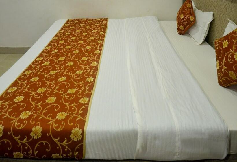 هتل China Town By Oyo Rooms