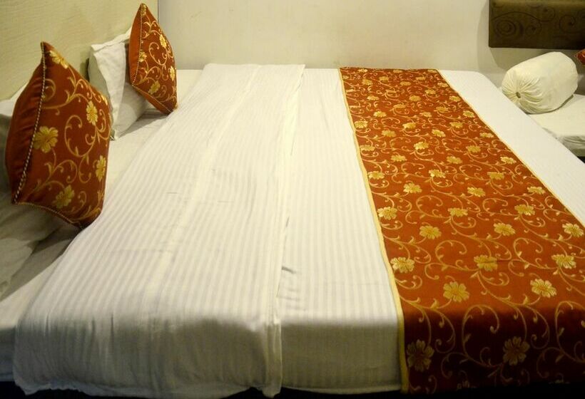 هتل China Town By Oyo Rooms