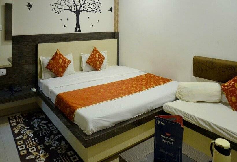 هتل China Town By Oyo Rooms