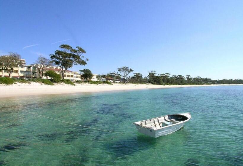 Oscars Pet Friendly Beach House 14 Tomaree Road