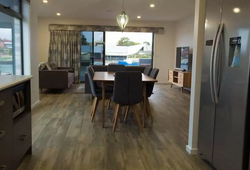 Ulverstone Waterfront Apartments