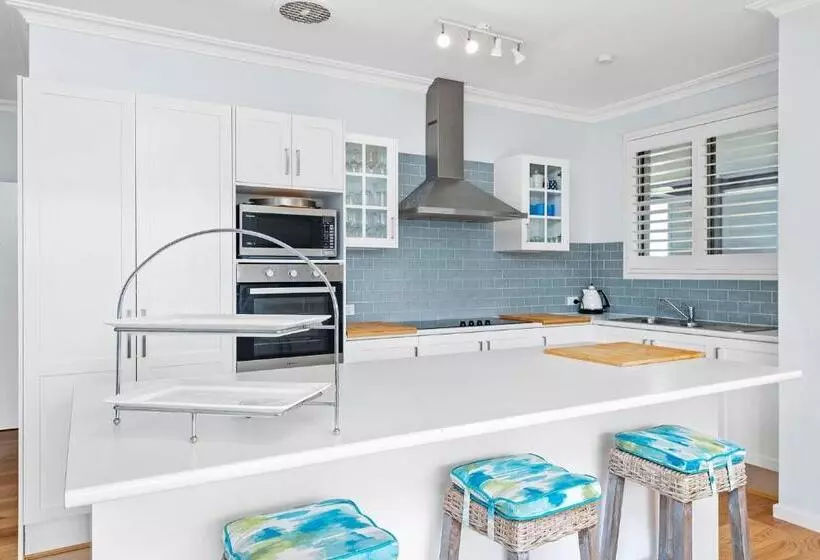 Waterfront At Sunset Boulevard 26 Sunset Boulevard