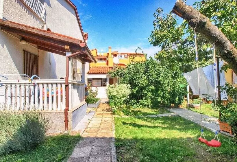 Apartment Brajdine 405