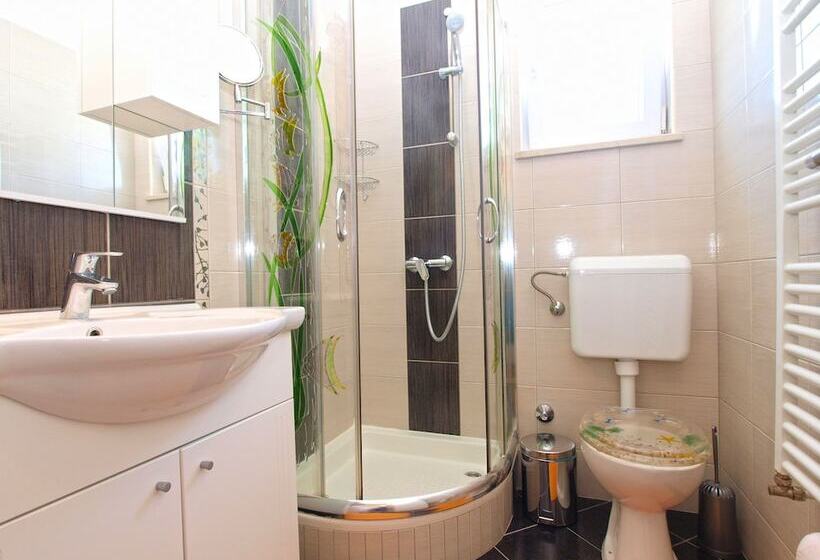 Apartments Ankica 1420