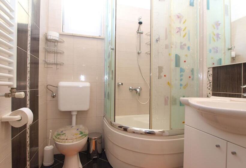 Apartments Ankica 1420