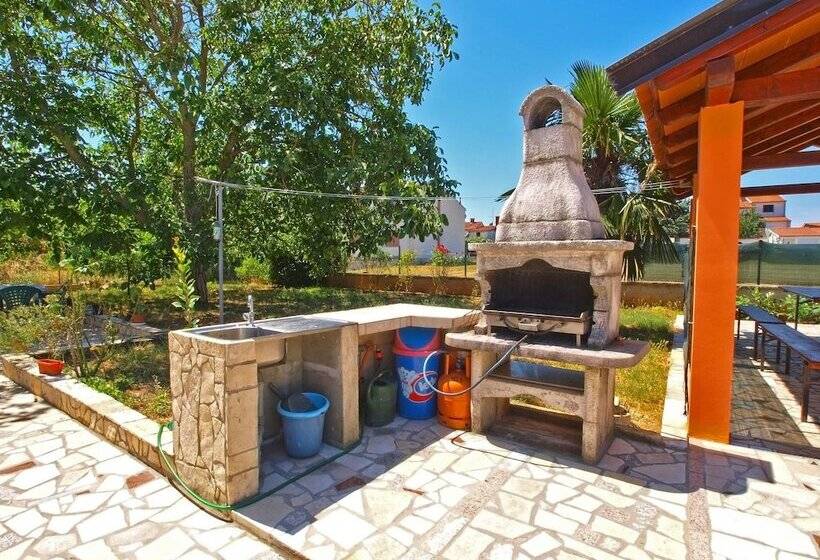 Apartments Marina 947