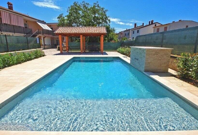 Apartments Marina 947