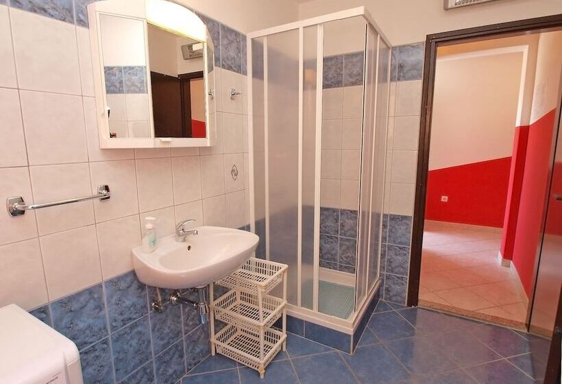 Apartments Marina 947