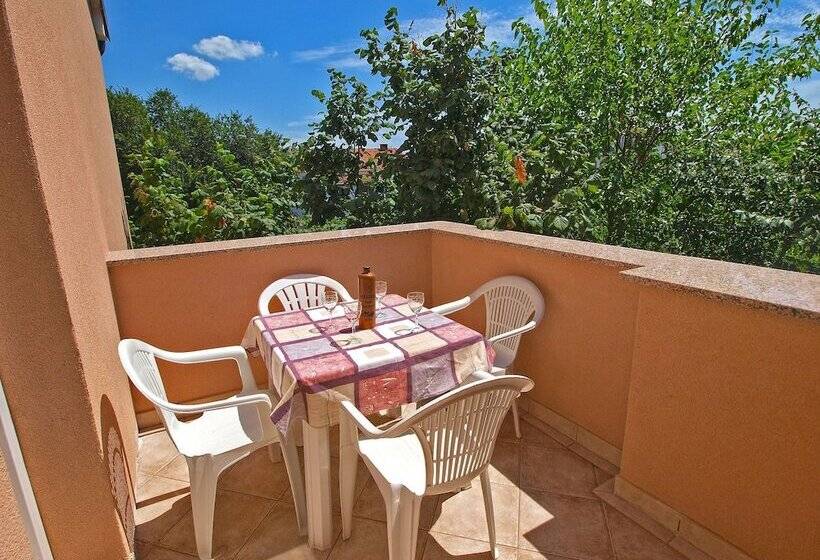 Apartments Marina 947