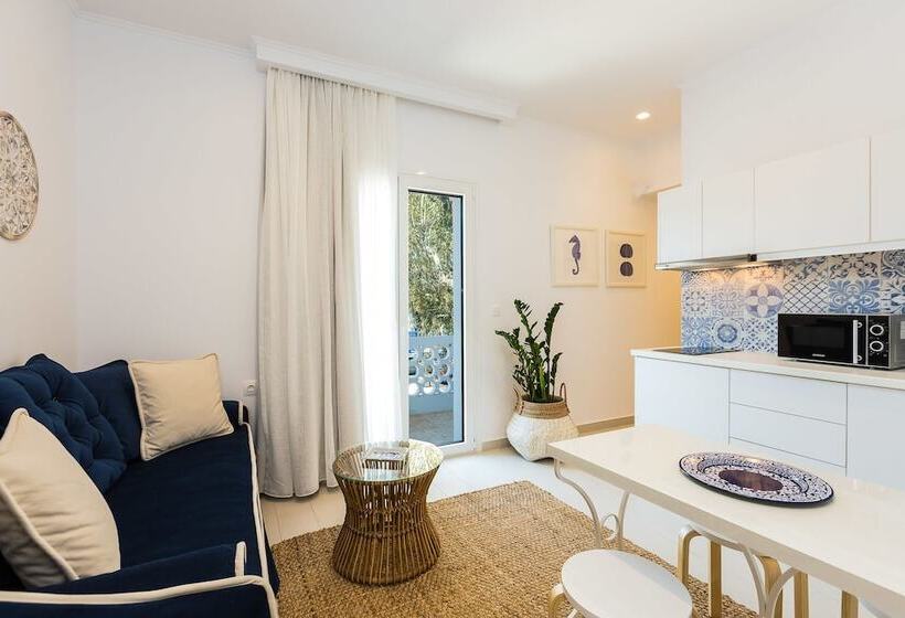 Georgioupolis Plaza Suites