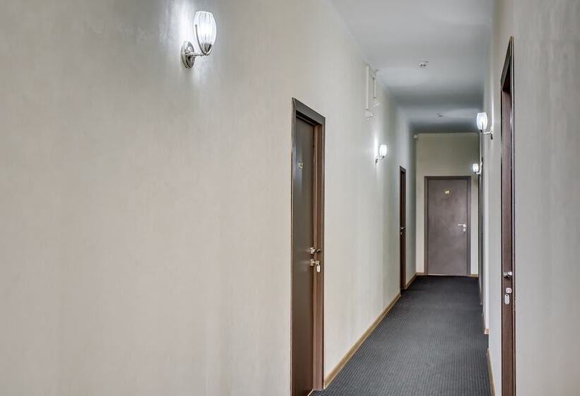 בית מלון כפרי Ostrovsky