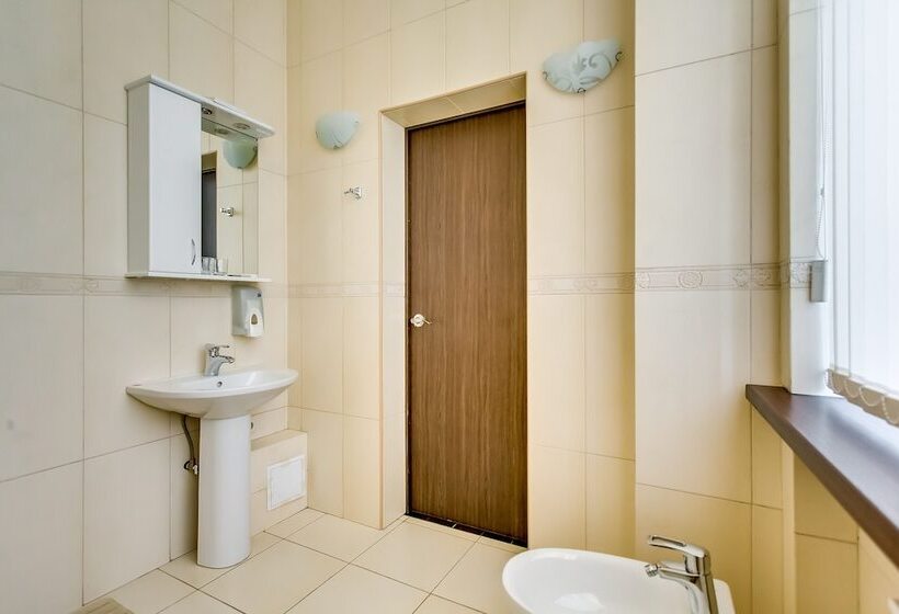 בית מלון כפרי Ostrovsky