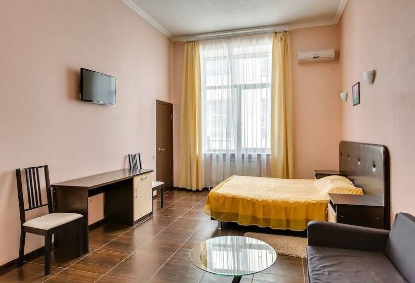 בית מלון כפרי Ostrovsky