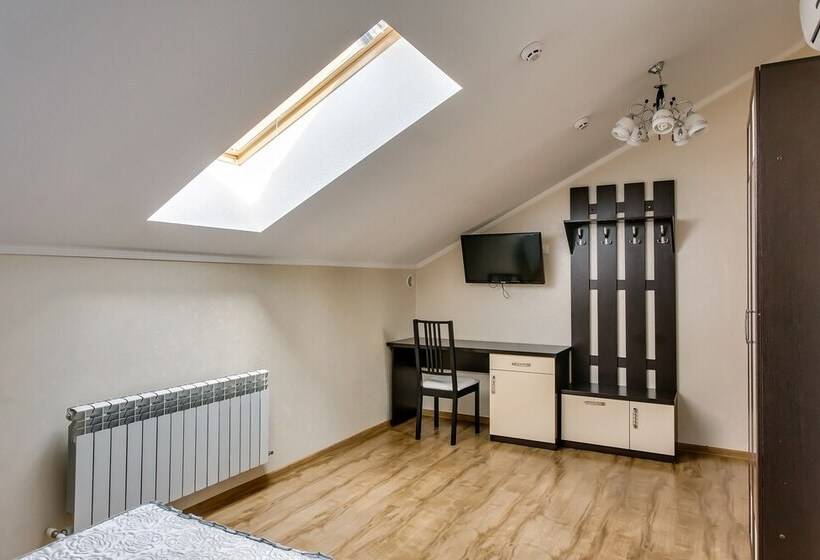 בית מלון כפרי Ostrovsky