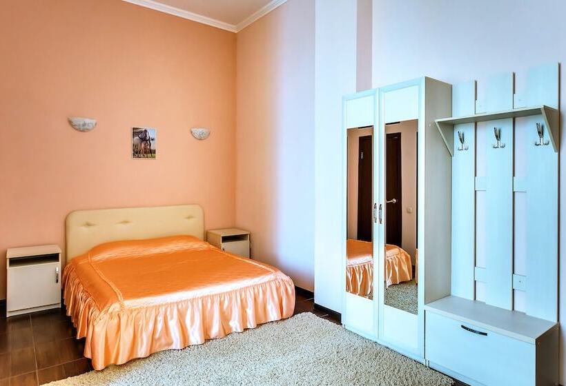 בית מלון כפרי Ostrovsky