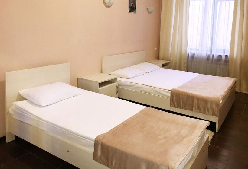 בית מלון כפרי Ostrovsky