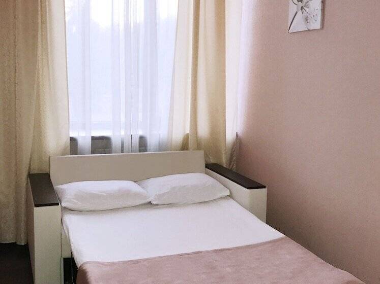 בית מלון כפרי Ostrovsky