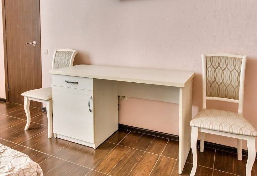 בית מלון כפרי Ostrovsky