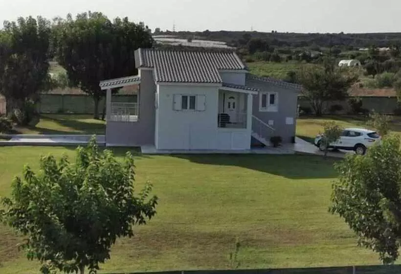 Ionion Beach Apartment Hotel & Spa