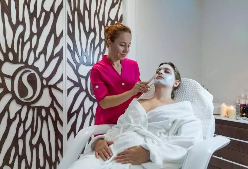 Ionion Beach Apartment Hotel & Spa