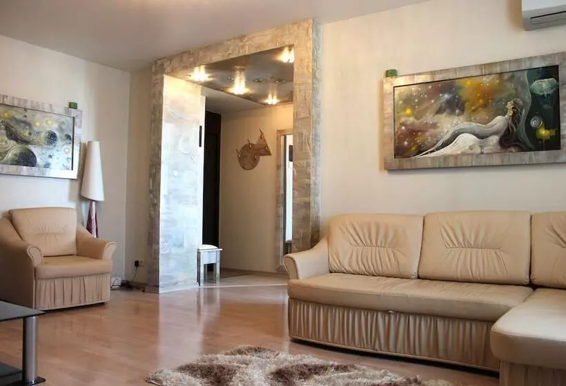 Sacvoyage Apartment On Prospekt Lenina, 6