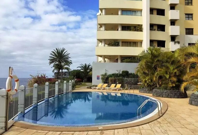 Superior Rentals In Madeira   Lido