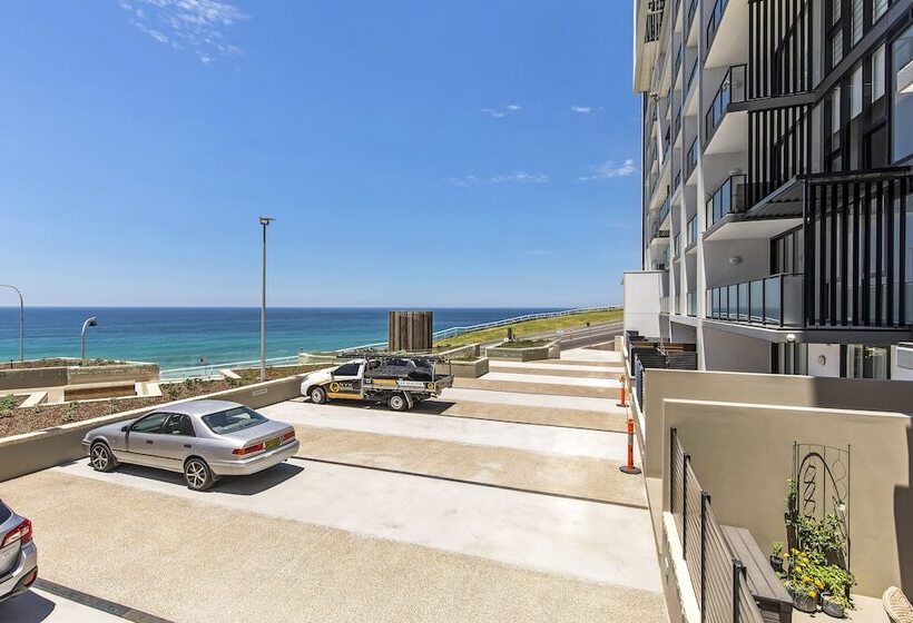 Astra Apartments Newcastle East