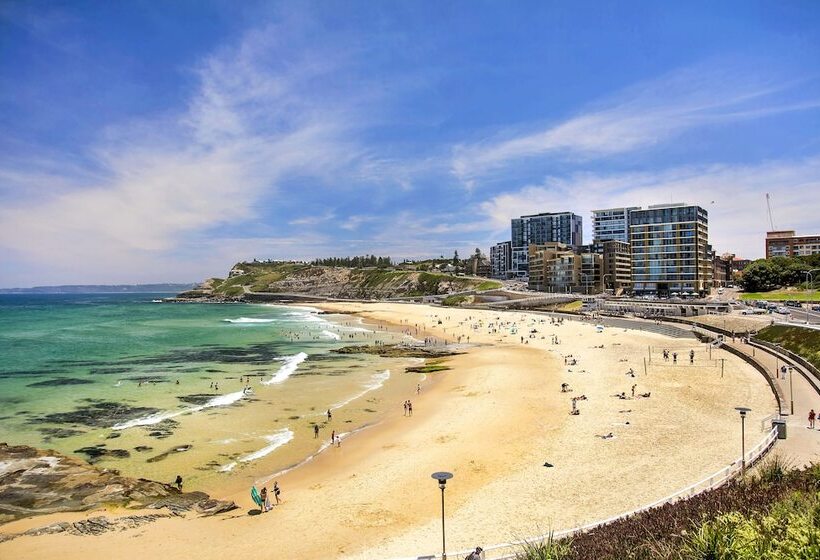 Astra Apartments Newcastle East