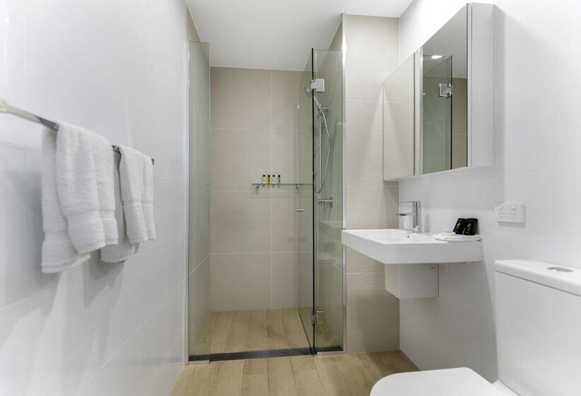 Astra Apartments Newcastle East