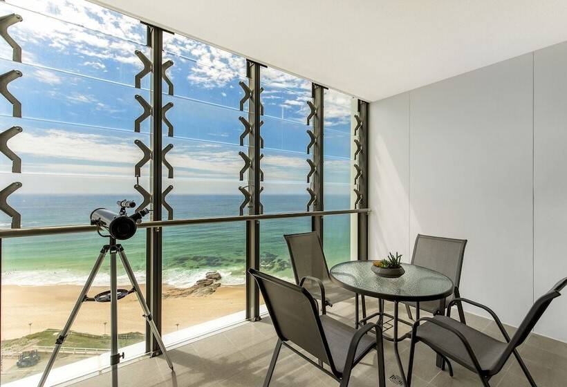 Astra Apartments Newcastle East