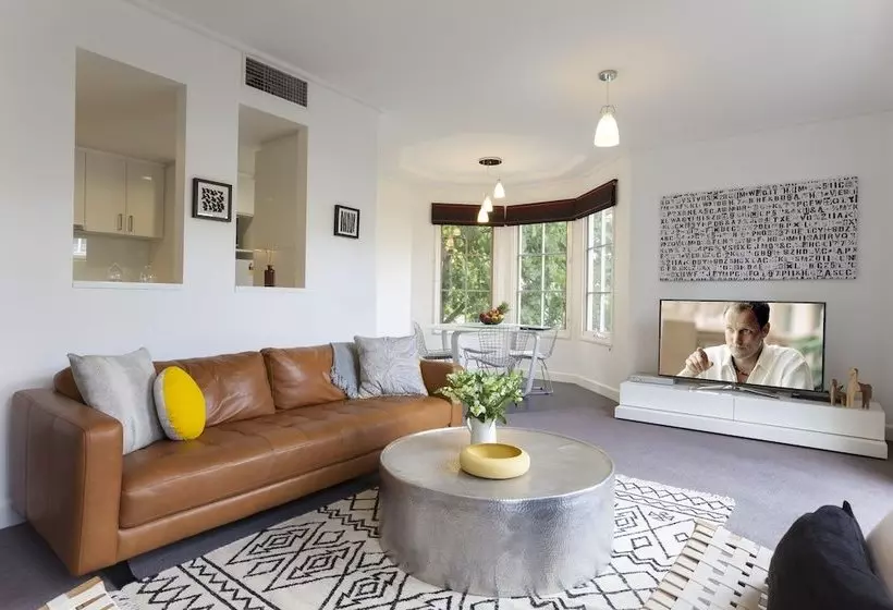 Boutique Stays Wellington Mews, Apartment In East Melbourne