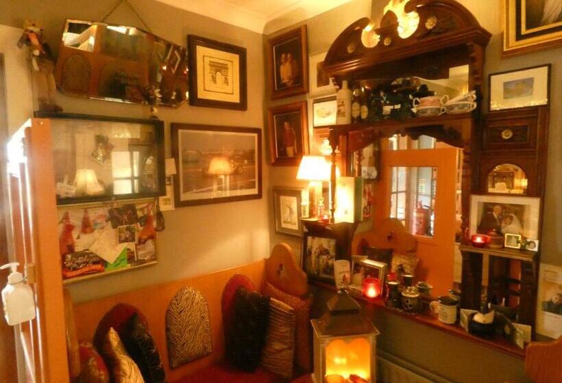 Bunratty Castle Mews B&b