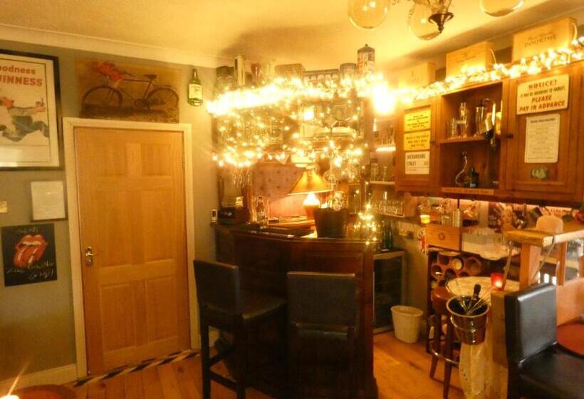 Bunratty Castle Mews B&b