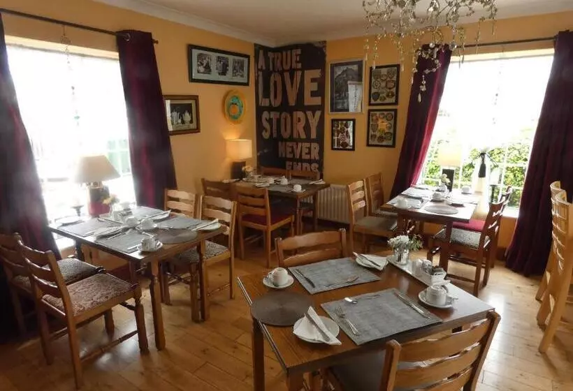 Bunratty Castle Mews B&b