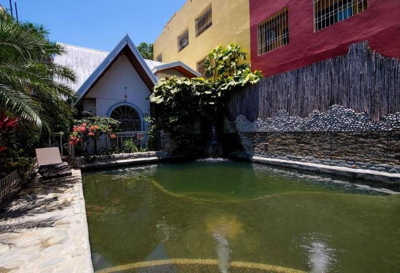 בית מלון כפרי Zen Rooms White Beach