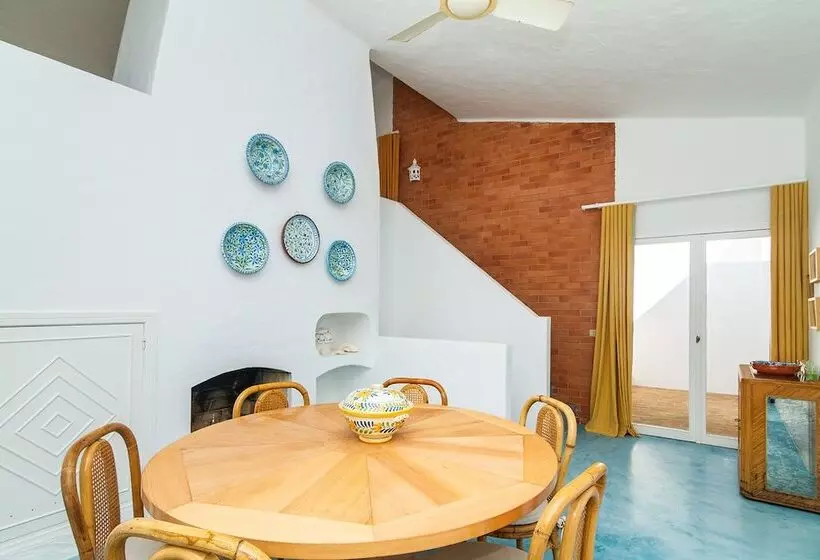 Liiiving In Algarve Alvor Blue Villa
