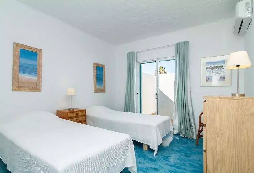 Liiiving In Algarve Alvor Blue Villa