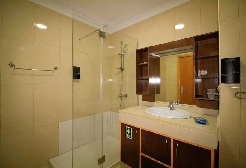 Luis Place Machico Lifestyle