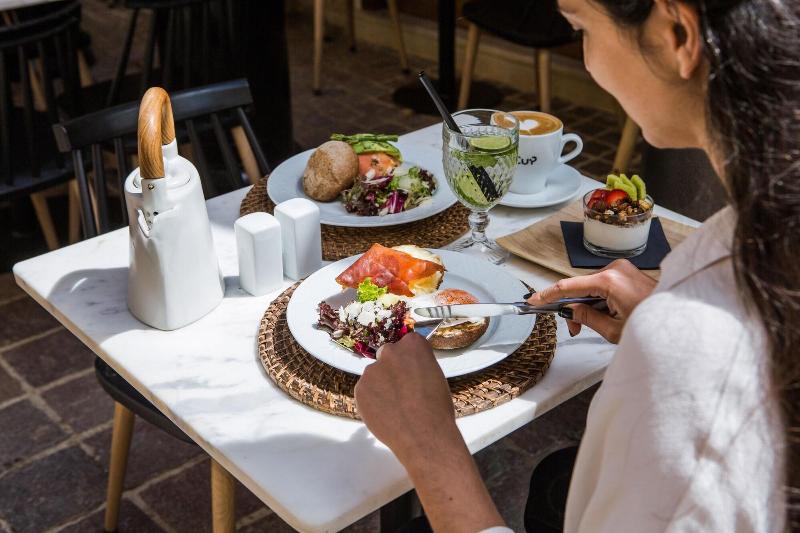 פנסיון J&g Suites