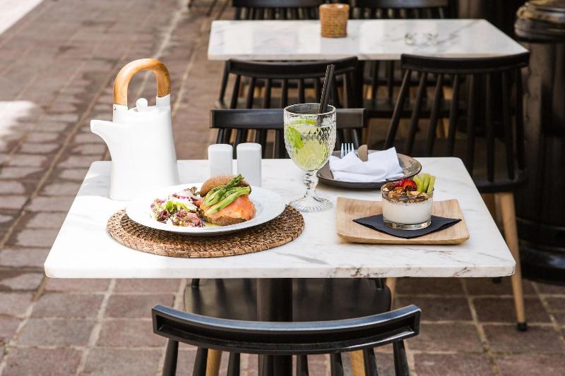 פנסיון J&g Suites