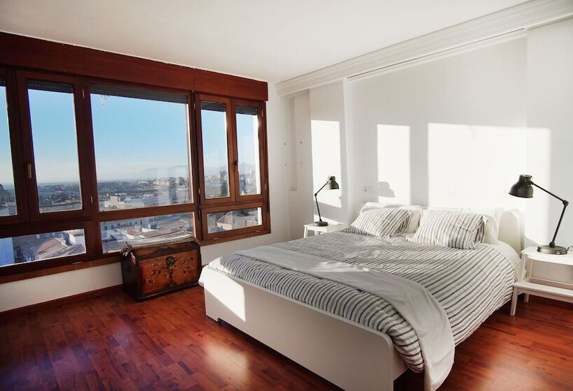 Surtrip Apartamentos   Zenete