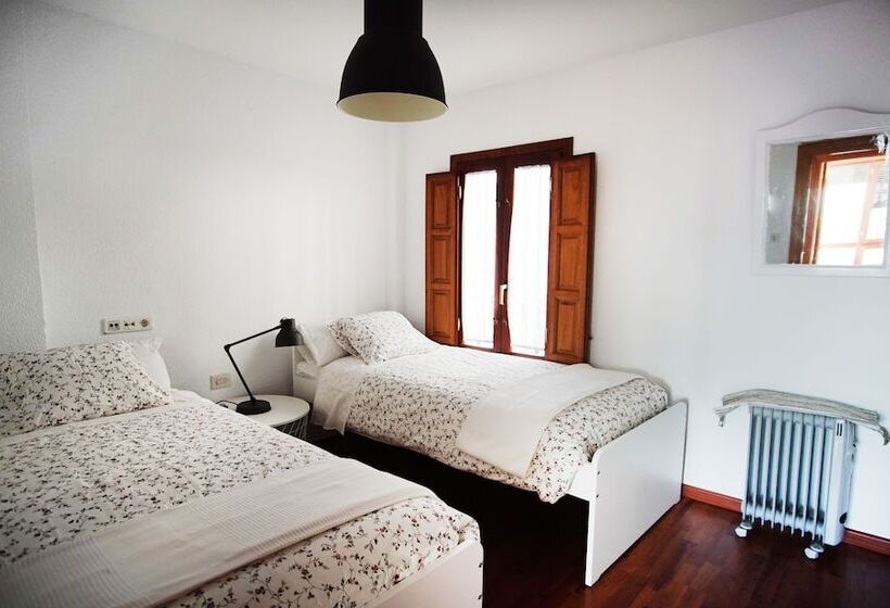 Surtrip Apartamentos   Zenete