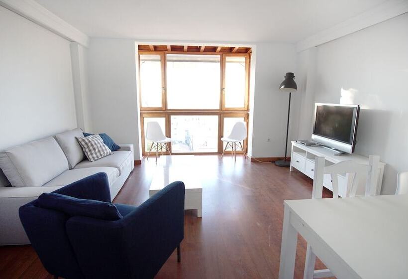 Surtrip Apartamentos   Zenete