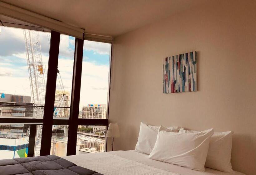 Winston Apartments Docklands